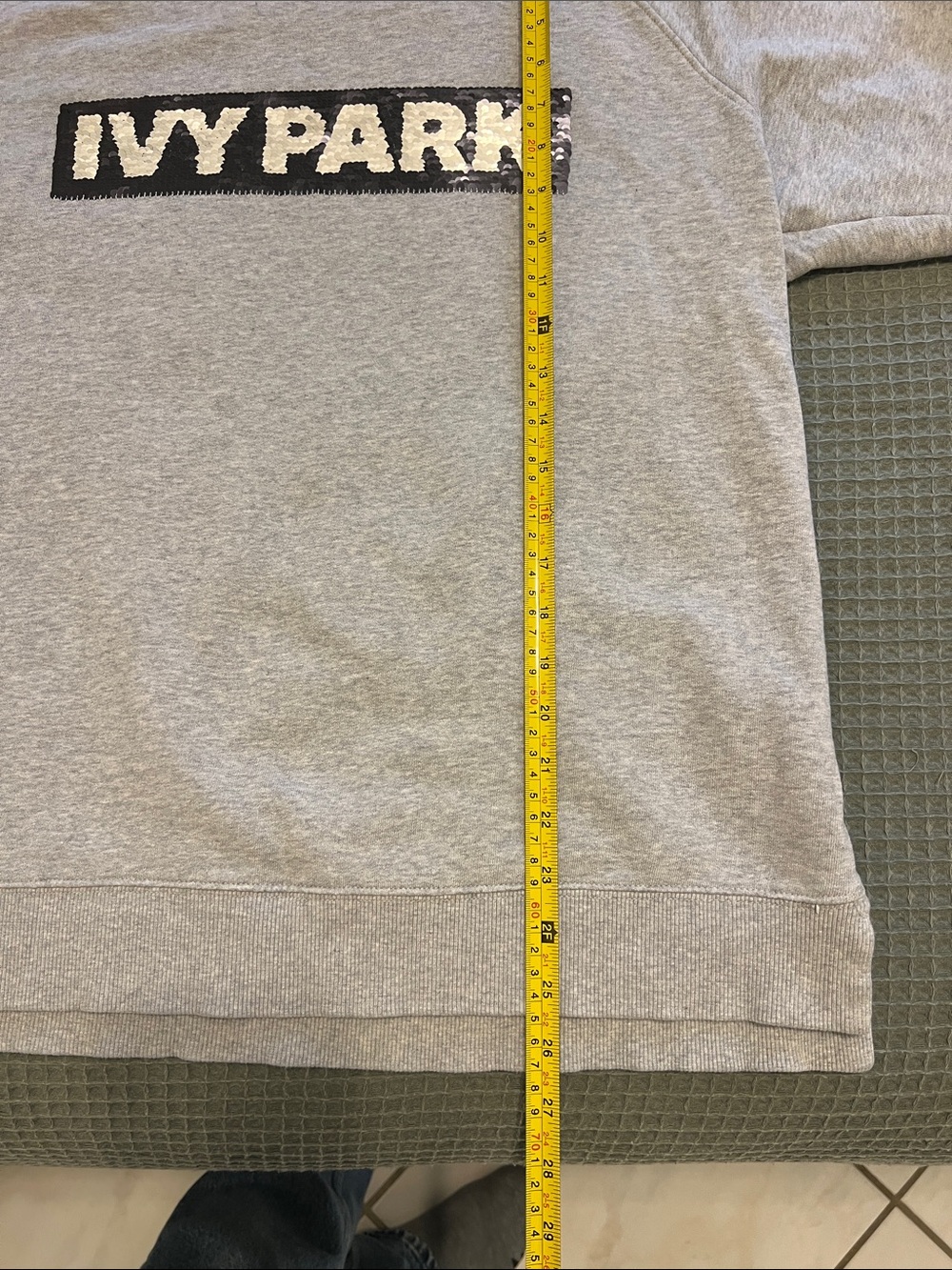 IVY PARK Light Gray Crewneck Sweatshirt with Black Logo - Picture 9 of 11